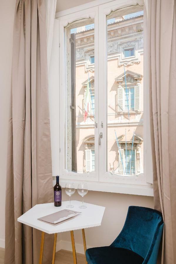 Rhea Silvia Luxury Navona Hotel Rome Exterior photo